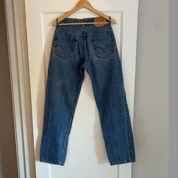 Levi's 550 Relaxed Fit - Picture 2 of 3